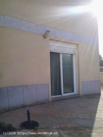 casa adosada de 4 dormitorios, barbacoa, piscina comunitaria. Vistas mar y montaña - TARRAGONA