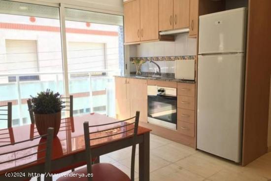 Casa en 2 apartamentos de 48 m2 cada uno. - TARRAGONA