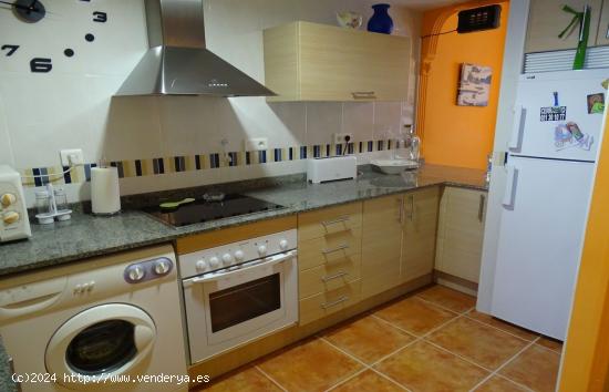 Piso de 67 m2, con 2 dormitorios, 2 baños. MEJOR QUE NUEVO - TARRAGONA