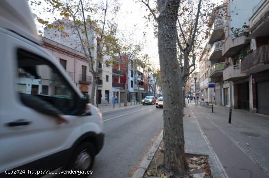 Local comercial en alquiler - BARCELONA