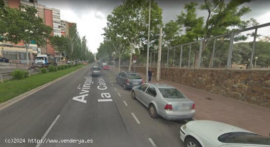 PLAZA DE PARKING EN AVENIDA CAN SERRA - BARCELONA