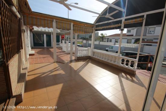 Local Comercial en Venta (Bar) - ALMERIA