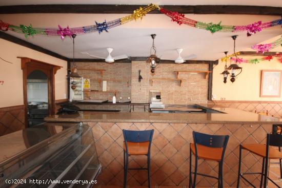 Local Comercial en Venta (Bar) - ALMERIA