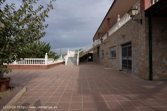 Se vende espectacular Hacienda chalet en pechina . - ALMERIA