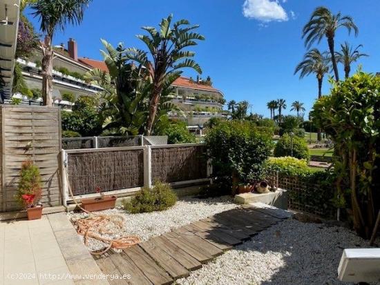 Planta baja en venta en Parc de Mar - BARCELONA