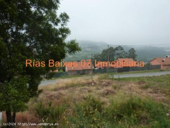 REF 1918 SOLAR 620 m2 ACCESO A DOS CALLES MOS - PONTEVEDRA