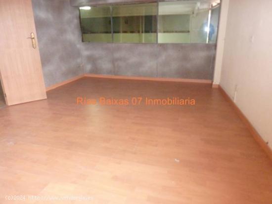 REF 1552 LOCAL 400 m2  CHAPA PINTURA MOS - PONTEVEDRA