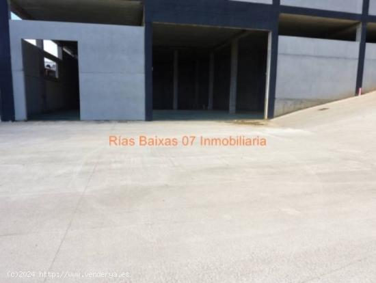 REF 2174 NAVE 400 M2 EN PLANTA BAJA CANDEAN VIGO - PONTEVEDRA