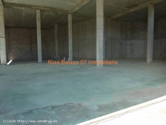 REF 2174 NAVE 400 M2 EN PLANTA BAJA CANDEAN VIGO - PONTEVEDRA