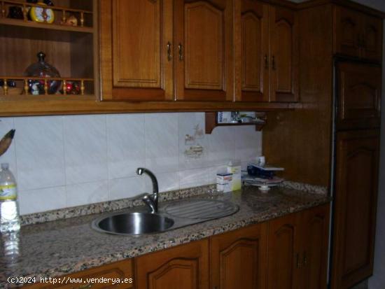 REF 0453 PISO TRES DORMITORIOS Z. PARQUE INFANTIL (O PORRIÑO) - PONTEVEDRA