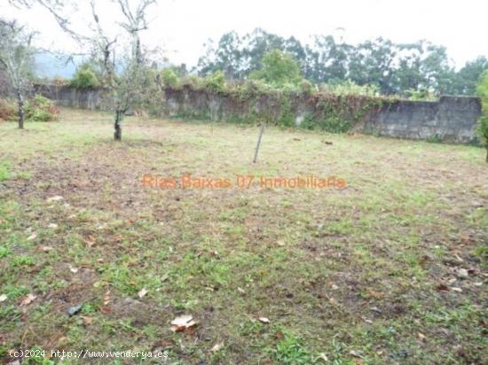 REF 2620 SOLAR 1363 m2 LLANO,CERRADO,AGUA Y PARCELABLE 2 VIVIENDAS MOS - PONTEVEDRA