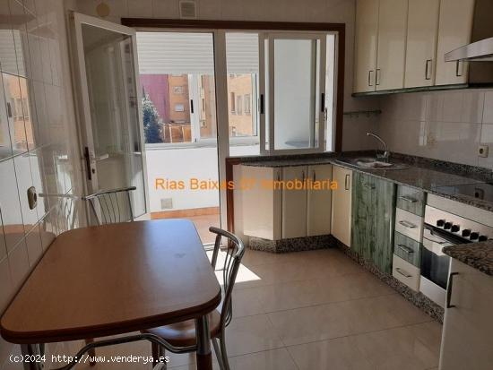 REF 3108 PISO GRANDE CON TERRAZA 3 D  ZONA CENTRO ARCADE - PONTEVEDRA