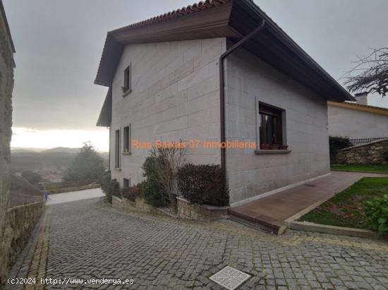 REF 2875 CHALET 3 DORM. CON PISCINA COMO NUEVO ( O ROSAL ) - PONTEVEDRA