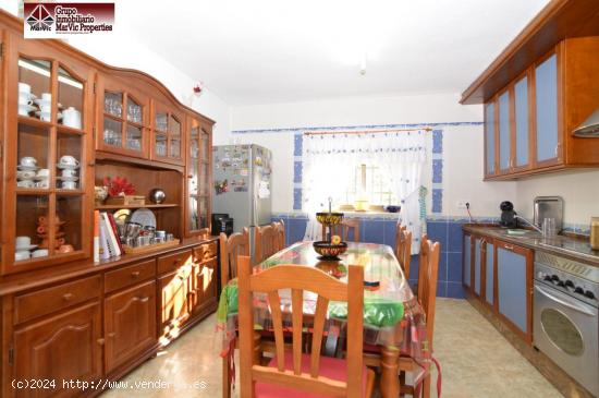 Chalet zona Coloma la nucia - ALICANTE