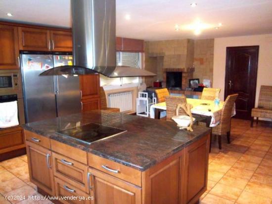 Chalet individual 5 hab. en Vilafortuny. Parcela 1.500 m2. Piscina. - TARRAGONA