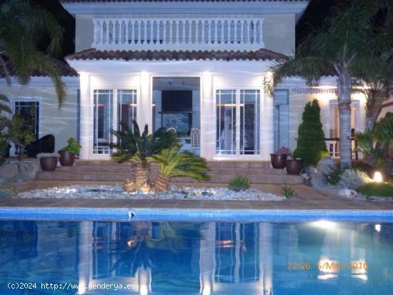 ESPECTACULAR CHALET EN MIAMI PLAYA CON PISCINA - TARRAGONA