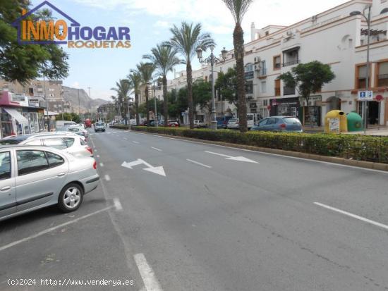 LOCAL EN BASTO EN PRINCIPAL AV. DE AGUADULCE.  ZONA NETAMENTE COMERCIAL. POSIBILIDAD SUBSUELO 300 M2