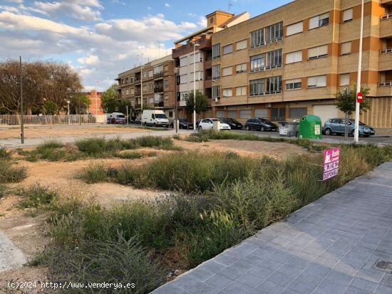 ESTUPENDO SOLAR JUNTO AL PARQUE DE LA BOMBILLA - VALENCIA