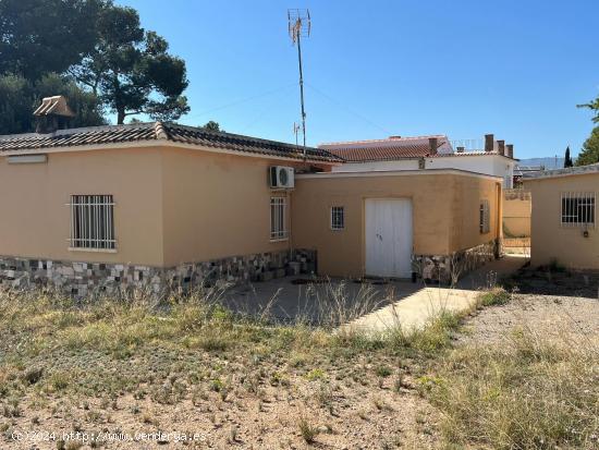 VENTA CHALET EN VILLAR DEL ARZOBISPO. - VALENCIA