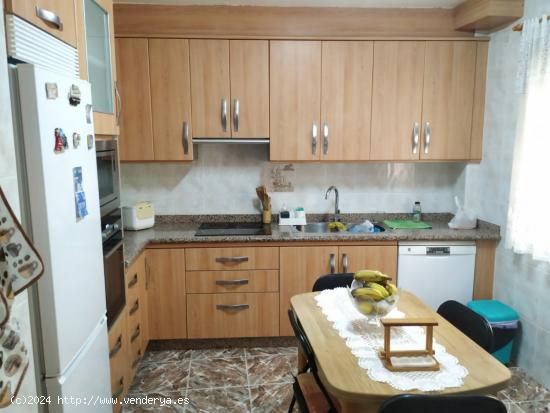 MAGNIFICA CASA EN VENTA EN ADRA - ALMERIA