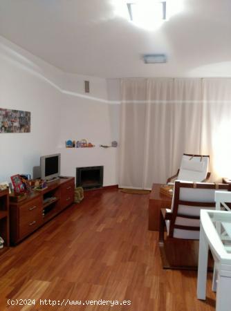 APARTAMENTO EN VENTA EN UGIJAR - GRANADA