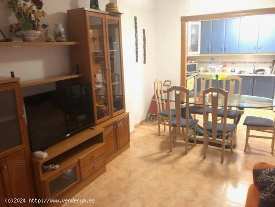 PISO CENTRICO A LA VENTA - ALMERIA