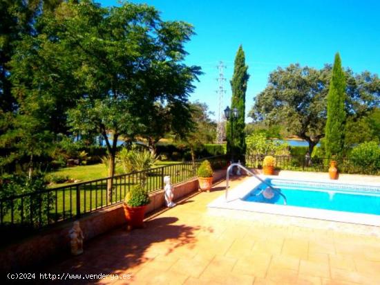 CHALET EN CERRO MURIANO CON IMPRESIONANTES VISTAS AL LAGO. - CORDOBA