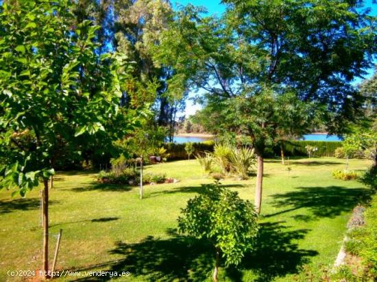 CHALET EN CERRO MURIANO CON IMPRESIONANTES VISTAS AL LAGO. - CORDOBA