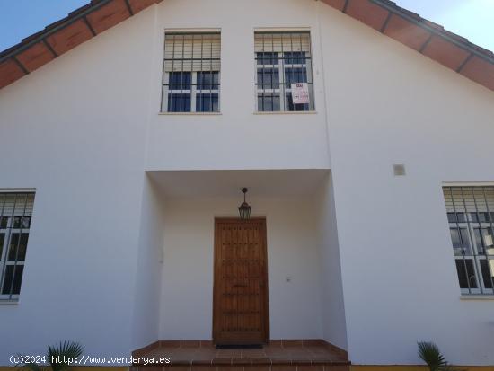 MAGNIFICO CHALET EN ZONA SANSUEÑA, CORDOBA - CORDOBA