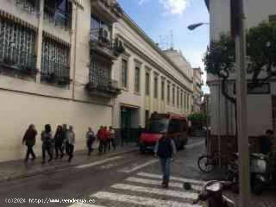 ESTUPENDA COCHERA EN VENTA EN EL CENTRO DE CÓRDOBA - CORDOBA