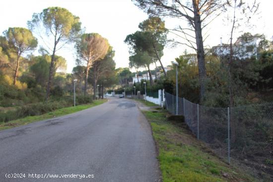 TERRENO URBANO EN LA URBANIZACIÓN DE LAS JARAS, CÓRDOBA!!! - CORDOBA