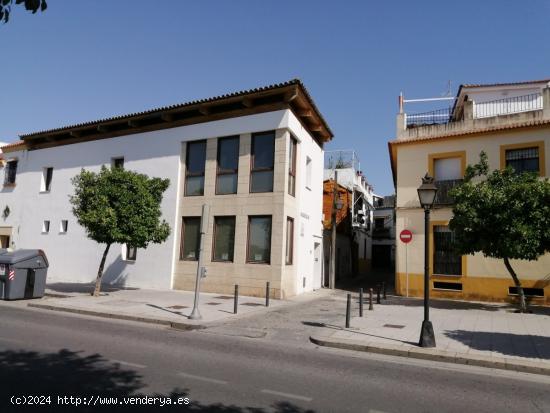  ÚNICA PARCELA EN VENTA, CON POSIBILIDAD DE EDIFICABILIDAD DE TRES PLANTAS, EN LA RIBERA, CORDOBA -  