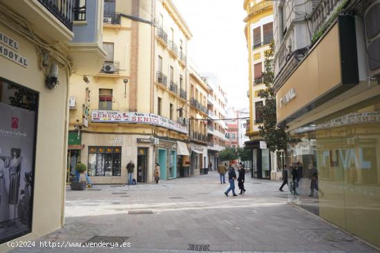 OPORTUNIDAD INVERSORES: Magnífico local comercial en pleno centro de Córdoba capital. - CORDOBA