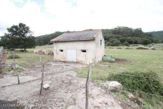 parcela rustica con una construcción de 114m2 - CANTABRIA