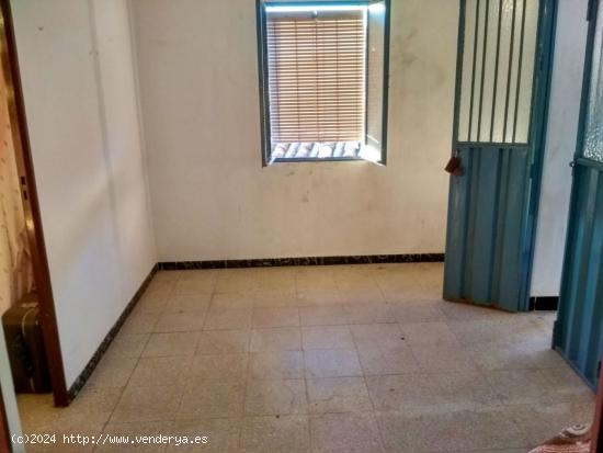 VENTA DE CASA A REFORMAR - CASCO ANTIGUO - CADIZ