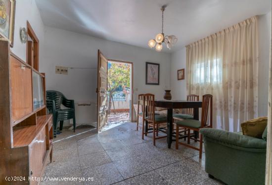 VENTA DE PISO EN GUARROS , CON TERRAZA INDEPENDIENTE! PARA DISFRUTAR DE LA FAMILIA, EN LA ALPUJARRA 