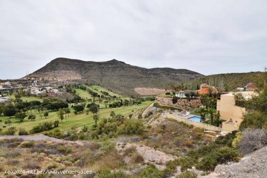 Parcela con ubicación única en La Envía Golf - ALMERIA