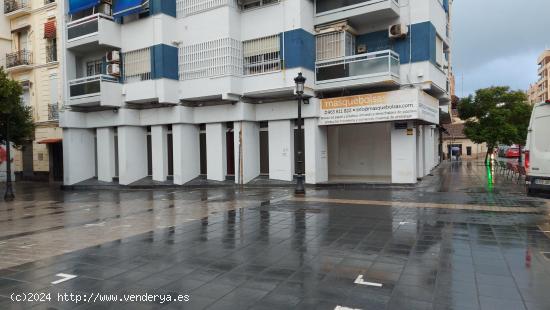 ** EL LOCAL QUE NECESITAS PARA TU NEGOCIO ** EXCELENTE UBICACION EN EL CABANYAL ** Ubicado en Av. de