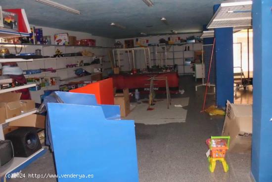 Local comercial en C/ Sant Jaume - Ontinyent - VALENCIA