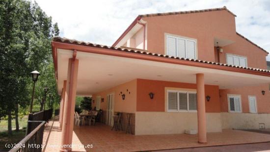 Chalet en Aielo de Malferit - Ontinyent - VALENCIA