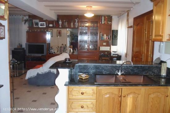 Chalet en Camí la Font - Ontinyent - VALENCIA