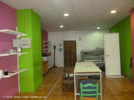 Local comercial en Avda. Almaig - Ontinyent - VALENCIA