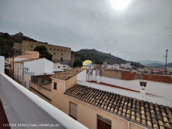 CASA EN EL CASCO ANTIGUO - VALENCIA