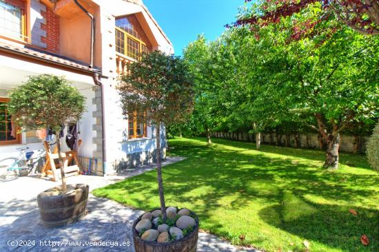 CHALET CON PISCINA EN VALLE DE MENA - BURGOS