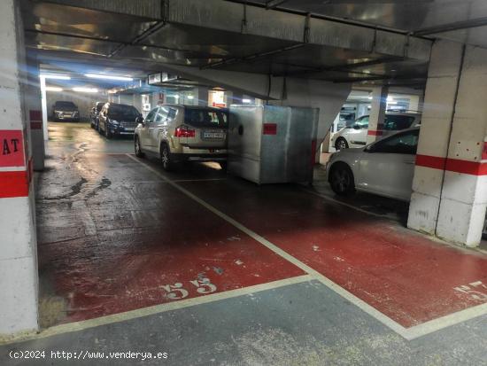 Parking coche en pleno centro de Granollers Sant josep de Calassanç - BARCELONA