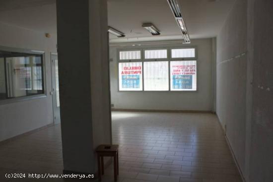 SE ALQUILA LOCAL COMERCIAL EN MENDEBALDEA - NAVARRA