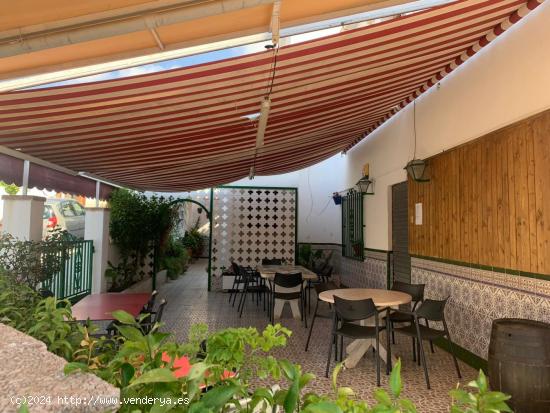 Chalet independiente + Restaurante  El Pariente  en funcionamiento - TARRAGONA