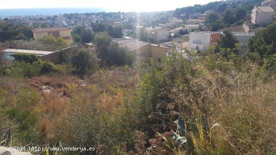 ESTUPENDO TERRENO DE 639 M2 CON VISTAS PANORÁMICAS AL MAR - TARRAGONA