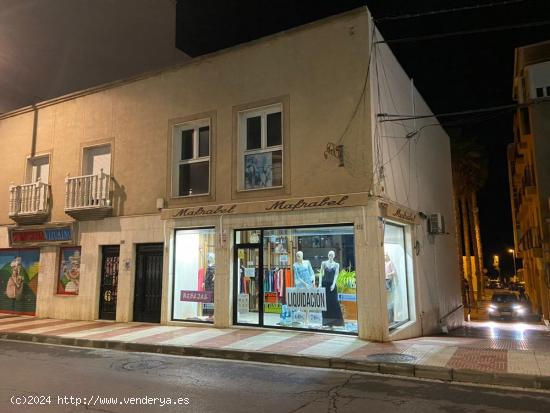 LOCAL COMERCIAL EN PLENO CENTRO DE AGUADULCE - ALMERIA