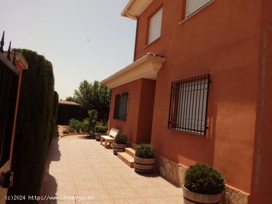 SE VENDE CHALET INDIVIDUAL EN MOTILLEJA - ALBACETE